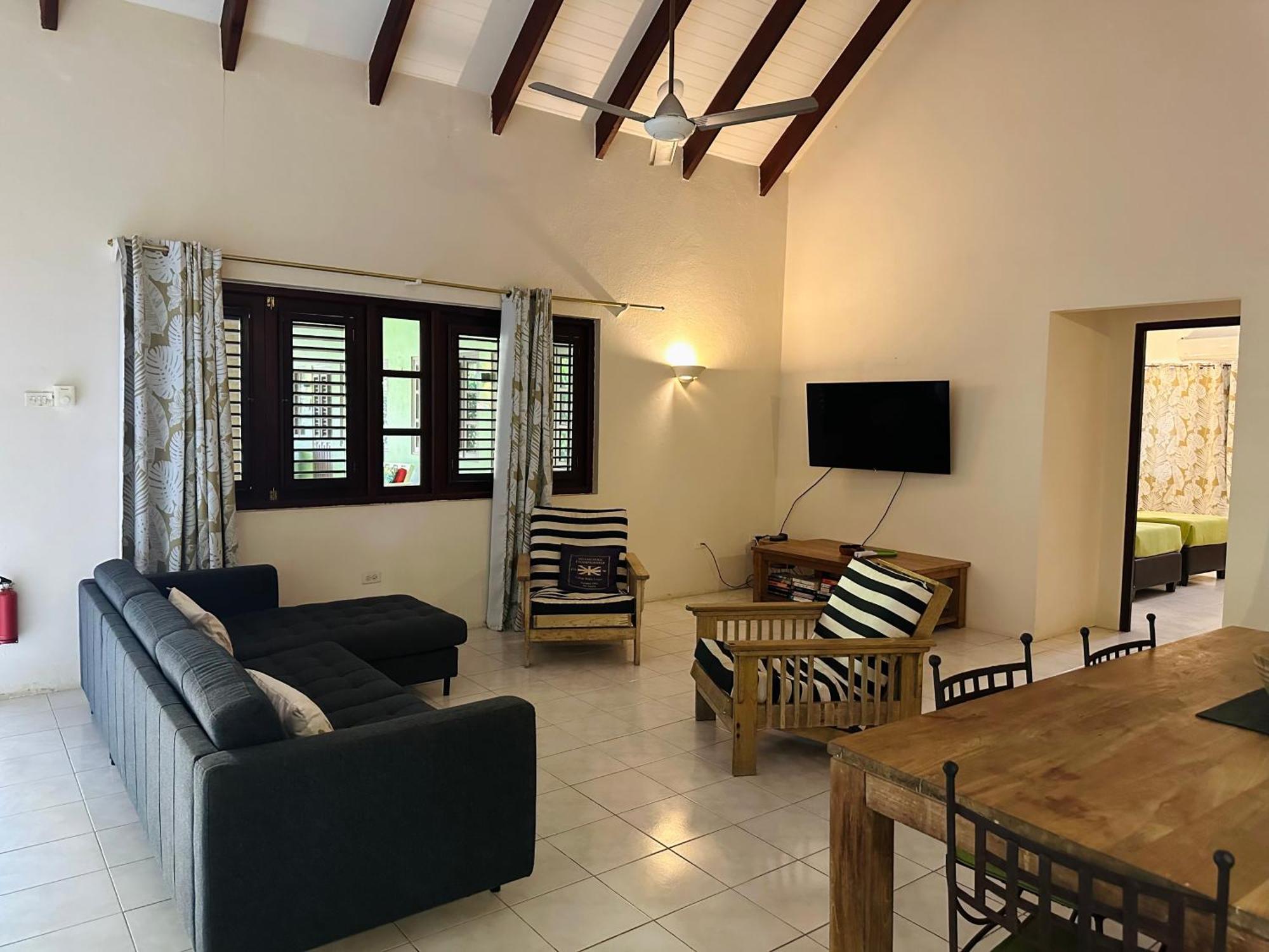 Ocean View Villas Belnem Rom bilde